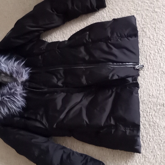 Guess jacket - Picture 2 of 3